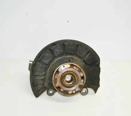 Volkswagen Caddy Front wheel hub