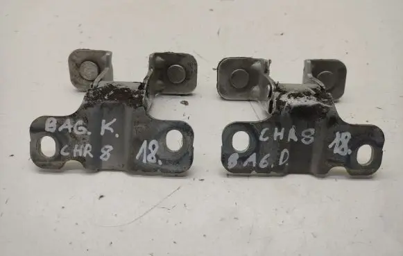 Chrysler 300 - 300C Loading door hinge set 05112181AB 05112180AB 35505B