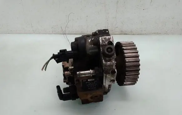 Ford Focus C-MAX Fuel injection high pressure pump 9651844380