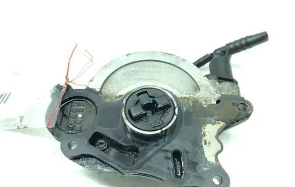 Seat Ibiza IV (6J,6P) Vacuum pump 03L145207