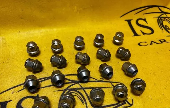 Ford Kuga III Nuts/bolts 