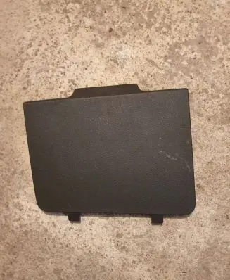 Volkswagen Jetta VI Fuse box cover 5C7857506