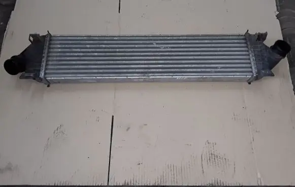 Ford Focus Intercooler radiator 8V619L440AB FCC7A