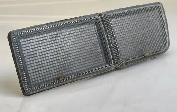 Volkswagen Golf III Front indicator light 8580391 1H0941778A