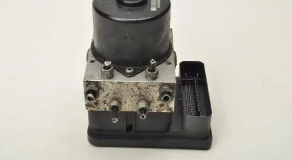 Volvo C30 ABS Pump 31274911