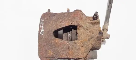 Volkswagen Golf IV Front brake caliper