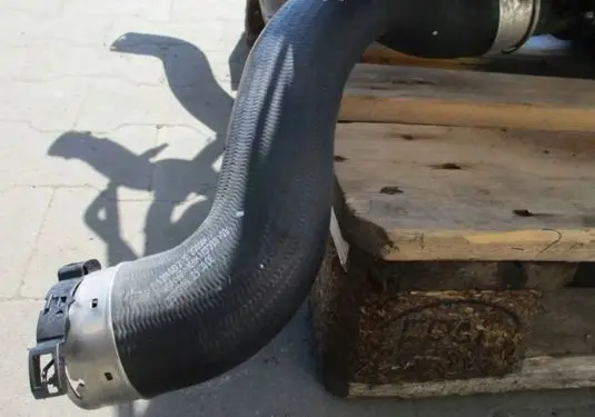 Mercedes-Benz E W212 Intercooler hose/pipe A2045282182