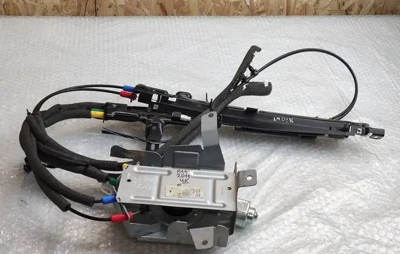 BMW 5 F10 F11 Curtain motor 7232773