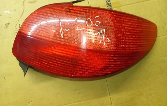 Peugeot 206 Rear/tail lights 