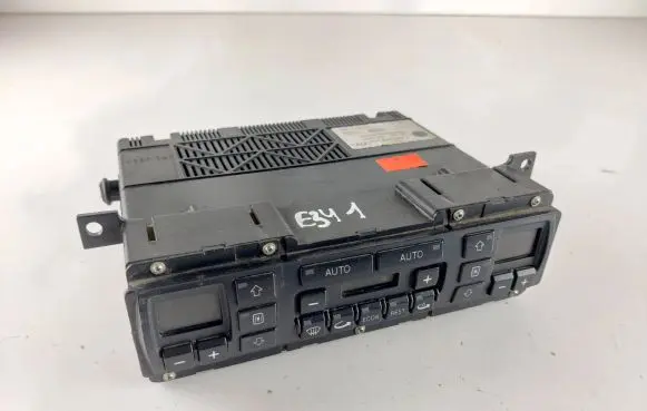 Audi A8 S8 D2 4D Climate control unit 4D0820043J 5HB00715505