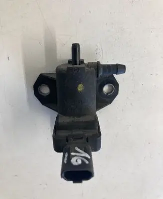 Peugeot 5008 Vacuum valve 9688125480