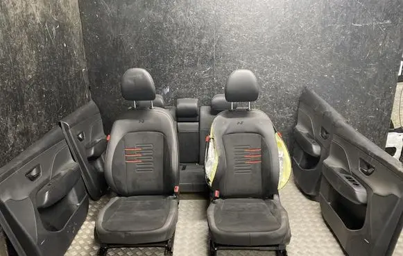 Hyundai Kona II Seat set 