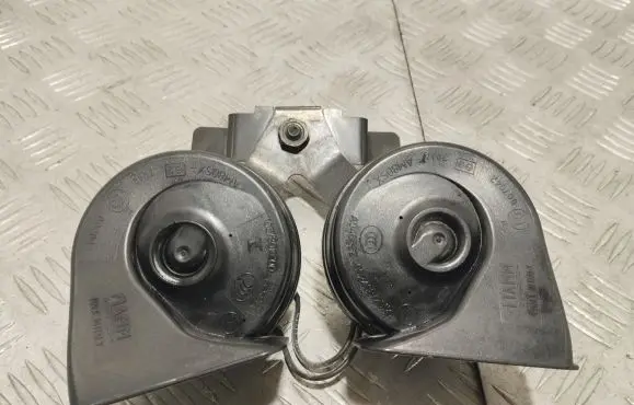 Aston Martin DB11 Alarm system siren AD2313A803BB