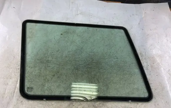 Land Rover Discovery Rear side window