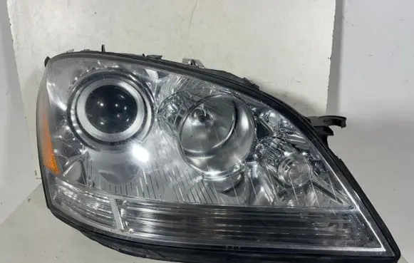 Mercedes-Benz ML W164 Headlight/headlamp