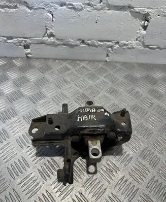 Skoda Fabia Mk2 (5J) Engine mount bracket 6Q0199555