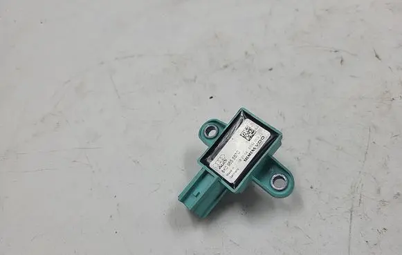 Audi A4 S4 B8 8K Airbag deployment crash/impact sensor 8K0955557C 5WK43809