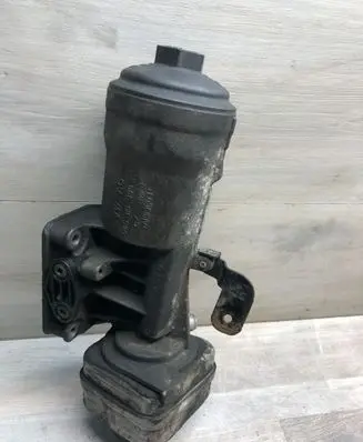 Seat Ibiza IV (6J,6P) Oil filter mounting bracket 045115389K
