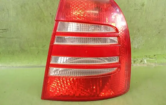 Skoda Superb B5 (3U) Rear/tail lights