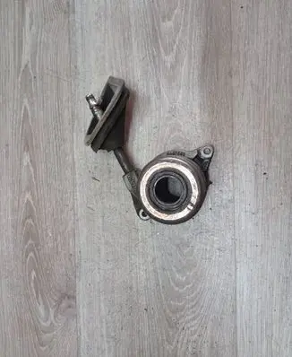 Volvo S60 clutch release bearing 8667661