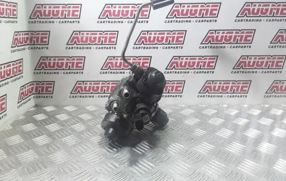 Audi A4 S4 B8 8K Fuel injection high pressure pump 059130755BF 0445010641
