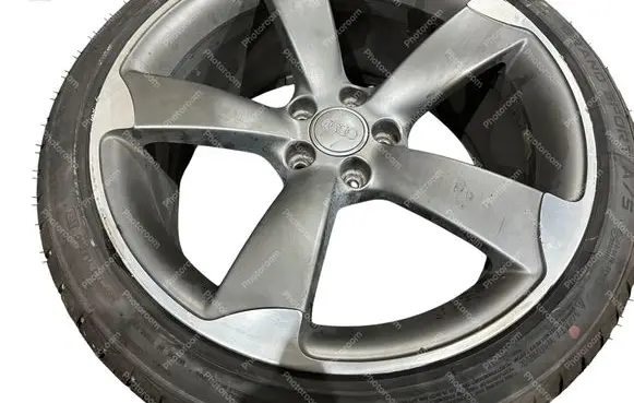 R19 alloy rim