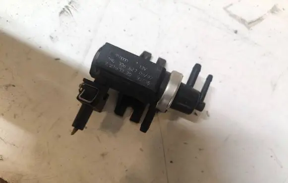 Volvo S40, V40 Turbo solenoid valve 1H0906627 97T057 72190320