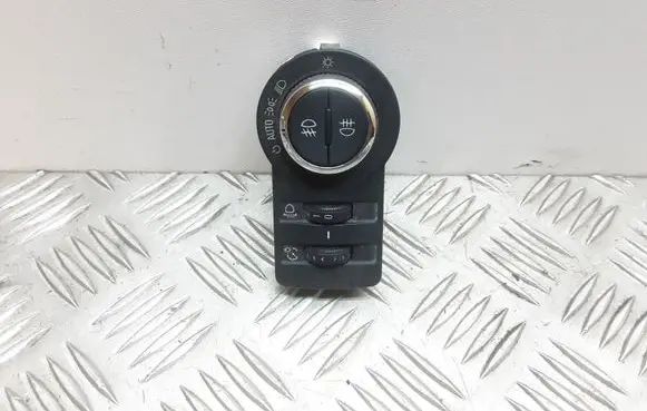 Opel Insignia A Light switch 13268694
