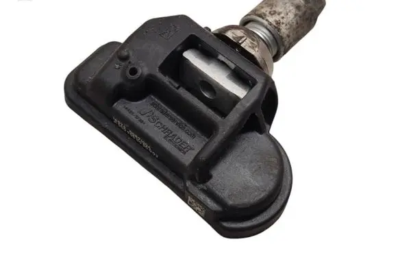 Mercedes-Benz E W212 Tire pressure sensor A0009050030