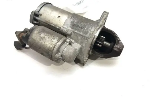 Opel Astra J Starter motor