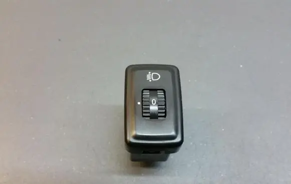 SsangYong Korando Headlight level height control switch