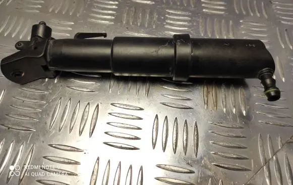 Mercedes-Benz CLK A208 C208 Headlight washer spray nozzle 2088600347