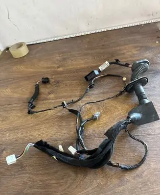 Renault Master III Front door wiring loom 241258801r
