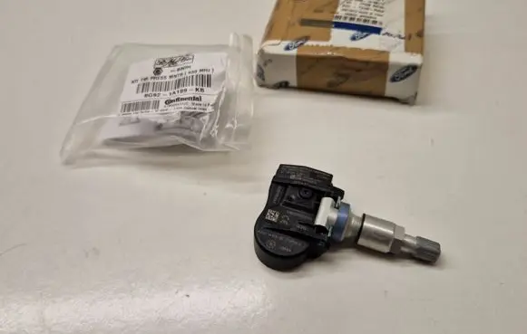 Ford S-MAX Tire pressure sensor 8G921A189KB