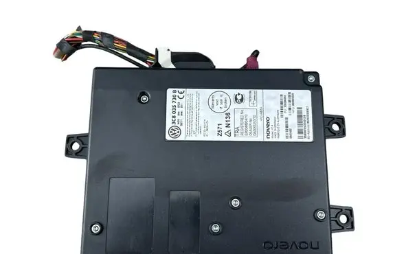 Volkswagen PASSAT B7 Bluetooth control unit module 3C8035730B