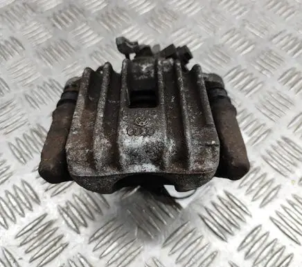 Volkswagen Golf III Rear brake caliper 1J0615424