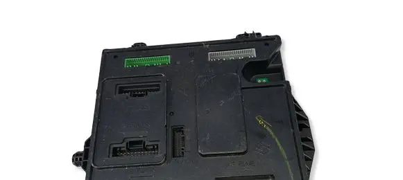 Renault Megane III Comfort/convenience module 284B15986R S180098101