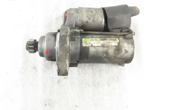 Volkswagen Golf V Starter motor 02M911023M