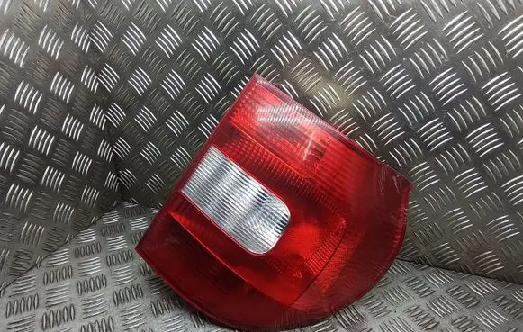 Skoda Yeti (5L) Rear/tail lights 5L0945096 5L0945112