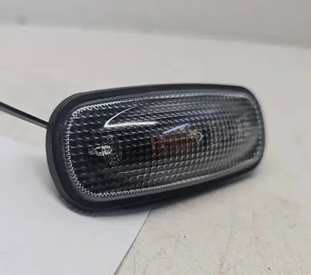 Land Rover Freelander Front fender indicator light 236577