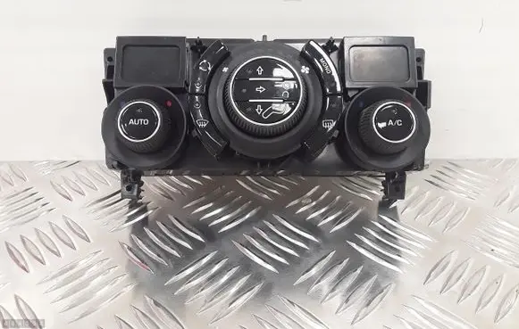 Citroen C3 Picasso Climate control unit 96711892xu