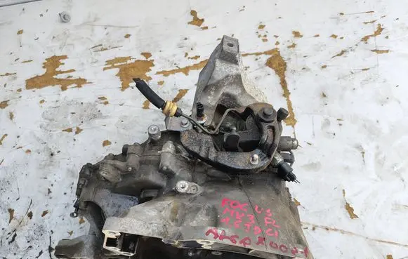Ford Focus Manual 6 speed gearbox AV6R7002KJ