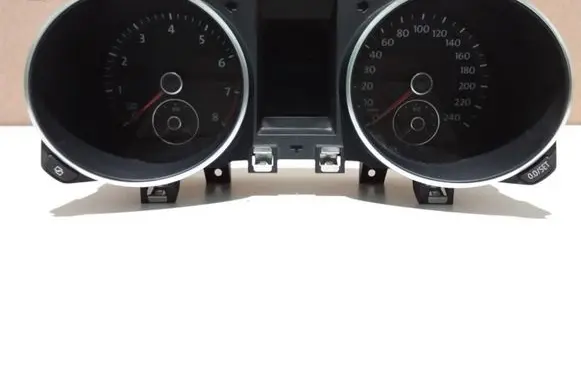 Volkswagen Golf VI Speedometer (instrument cluster) 5K0920871