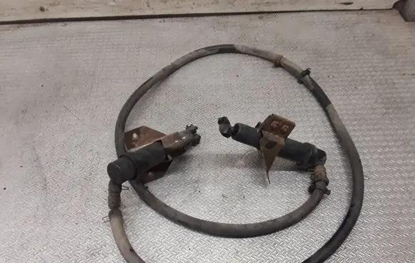 KIA Opirus Headlight washer spray nozzle 