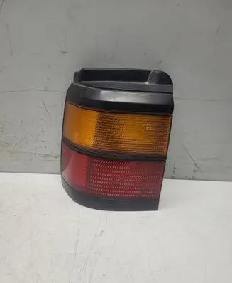 Volkswagen PASSAT B3 Rear/tail lights 333945257