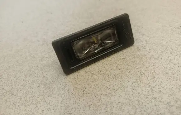 Volkswagen Tiguan Allspace Number plate light 5NA943021