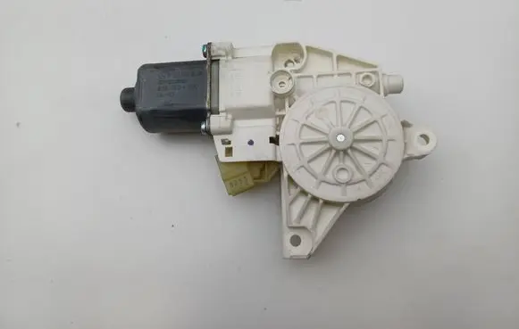 Mercedes-Benz R W251 Rear door window regulator motor A2518200108 0130822281
