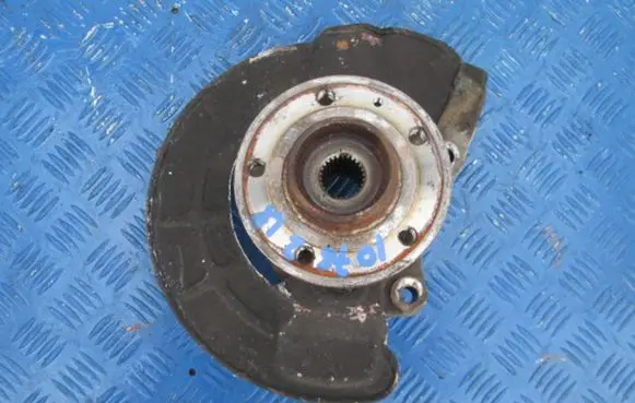 Volvo S70 V70 V70 XC Front wheel hub spindle knuckle