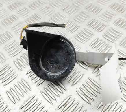 Mercedes-Benz CLS C257 Horn signal A2135424300