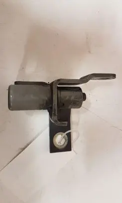 Front door upper hinge